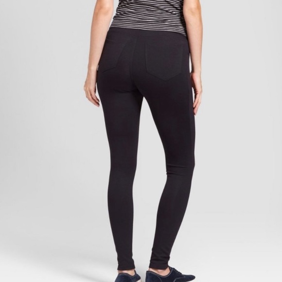 New Isabel Maternity Crossover Panel Active Legging, Burgundy size 8/29R 29” - Picture 2 of 11